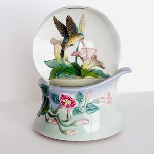 Twinkle Sankyo Wind Up Musical Water Snowglobe Hummingbird Flowers In the Garden